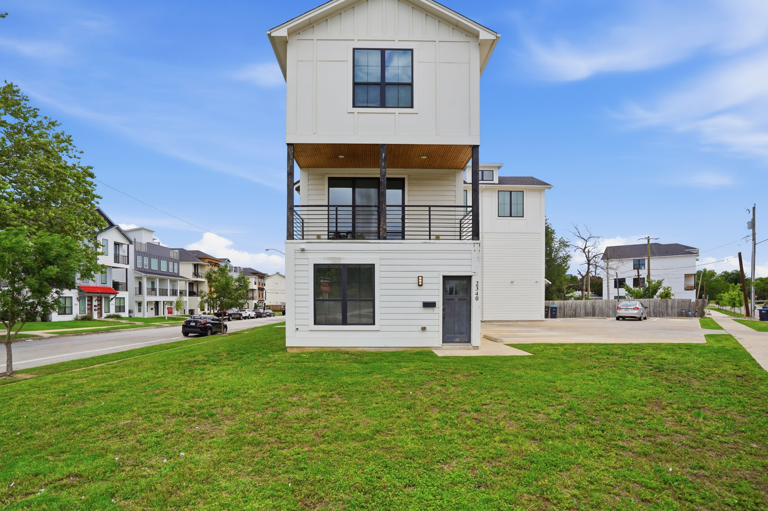 2340 Benbrook Drive