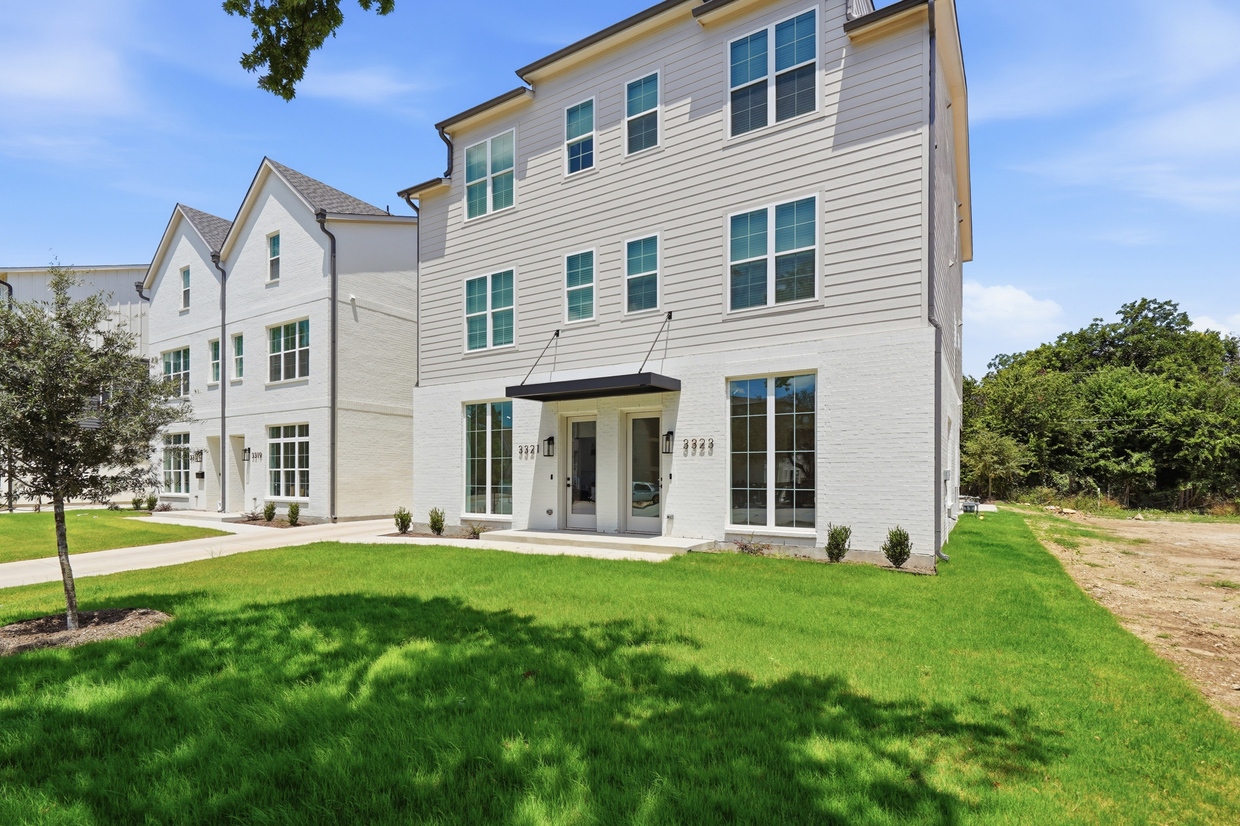 3323 South University Drive
