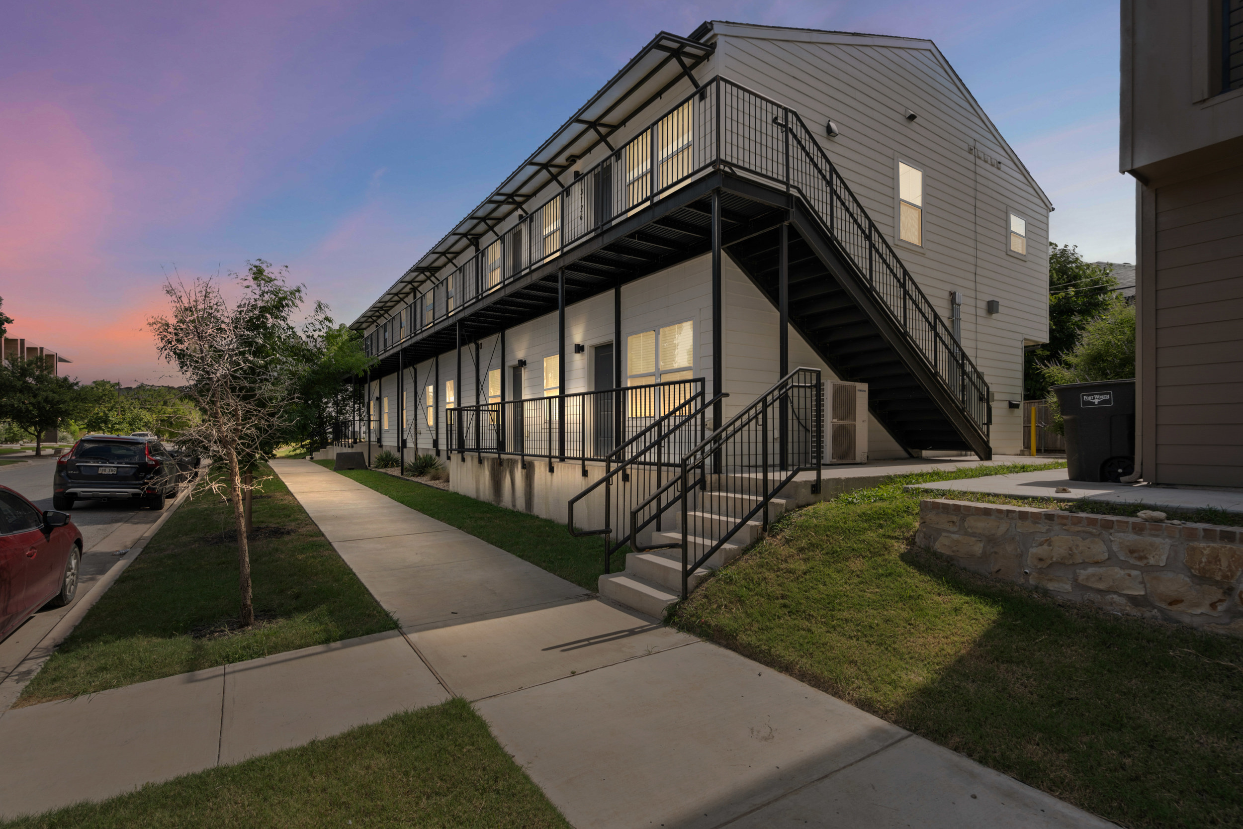 Property main image