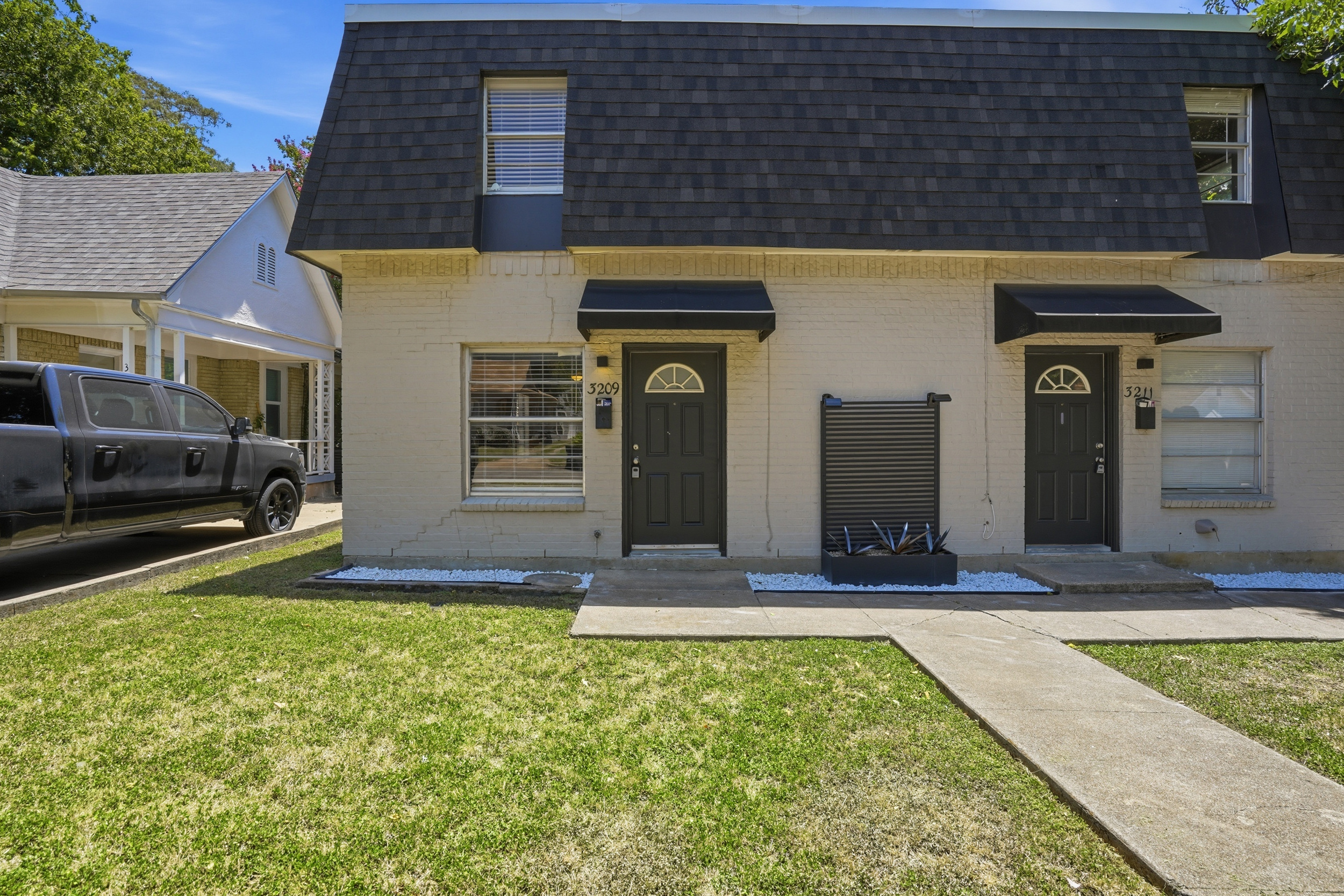 Property thumbnail image